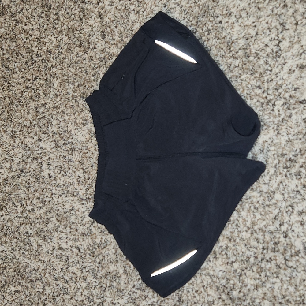 Lululemon hotty hot short